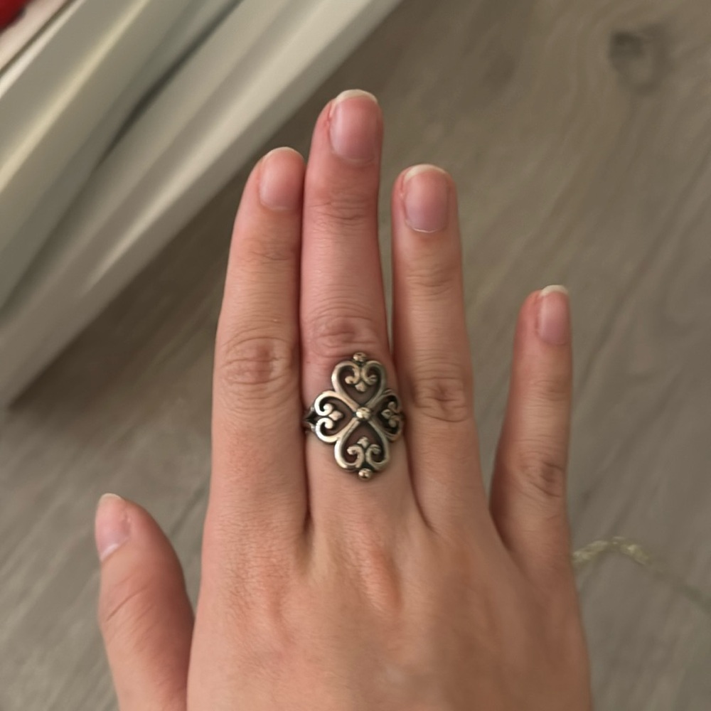 James Avery clover ring